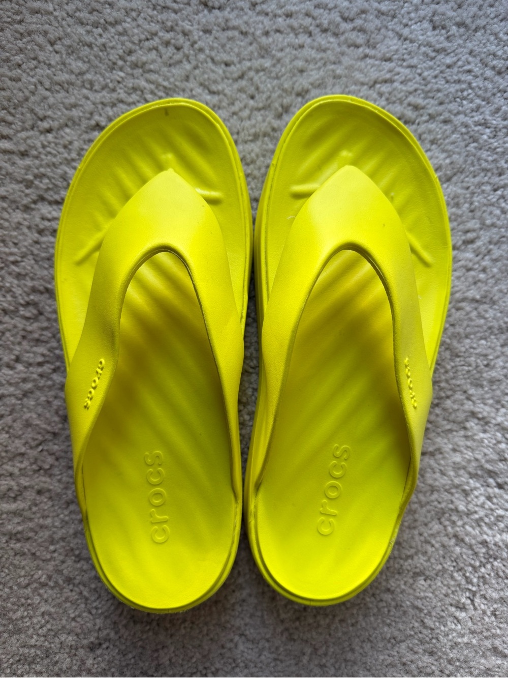 CROCS Women’s Lemon Yellow Flip Flop Sandals